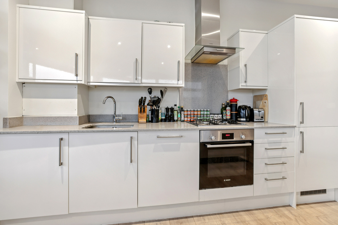 1 bed apartment for sale in Heron Drive, Berkshire, SL3  - Property Image 7