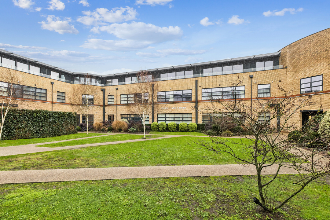 1 bed apartment for sale in Heron Drive, Berkshire, SL3  - Property Image 19