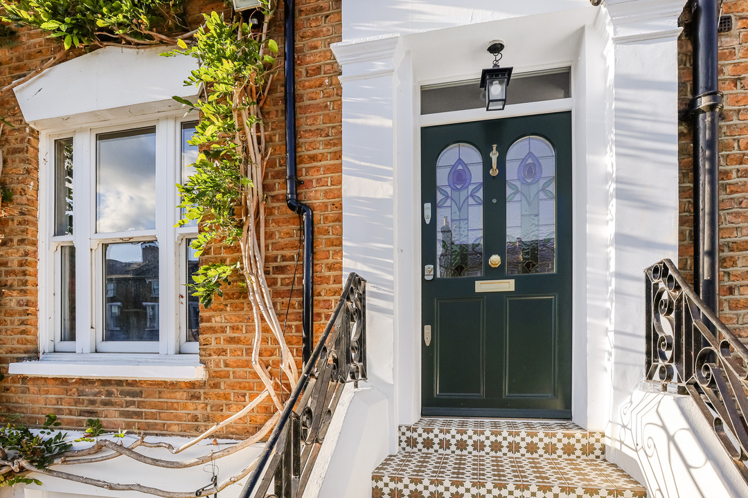 5 bed terraced house for sale in The Grove, Ealing, London, W5  - Property Image 24