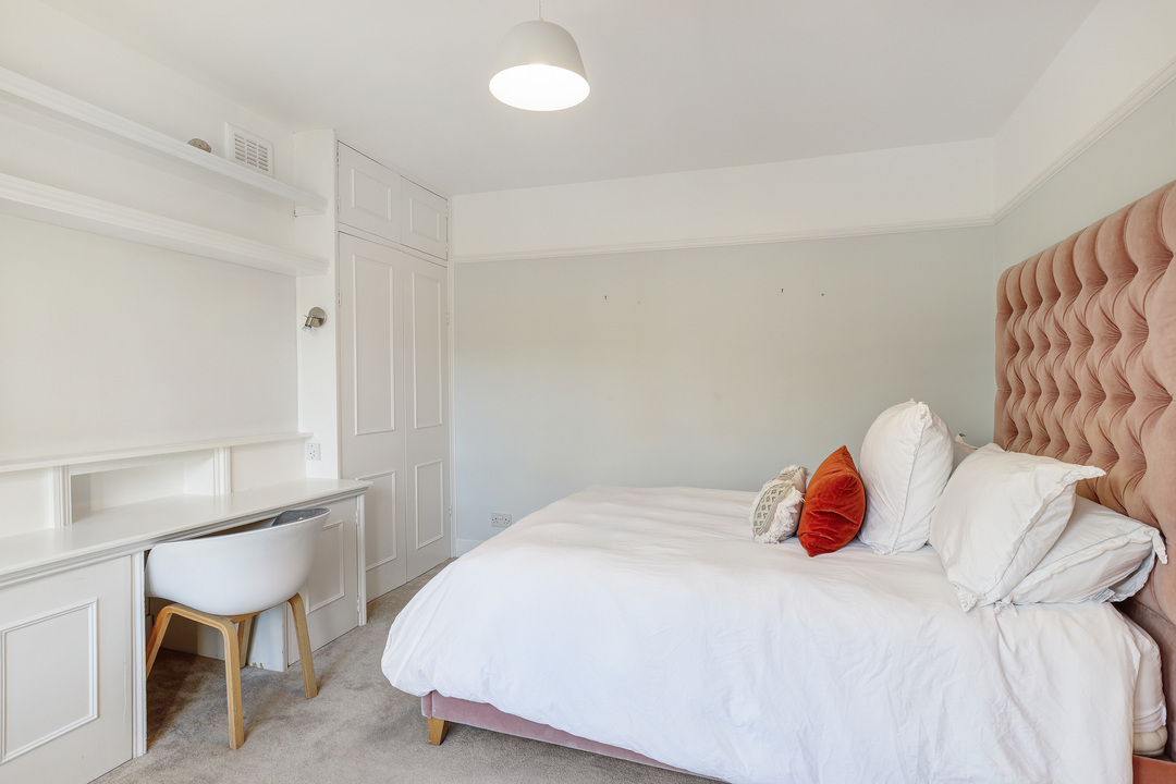 5 bed terraced house for sale in The Grove, Ealing, London, W5  - Property Image 20