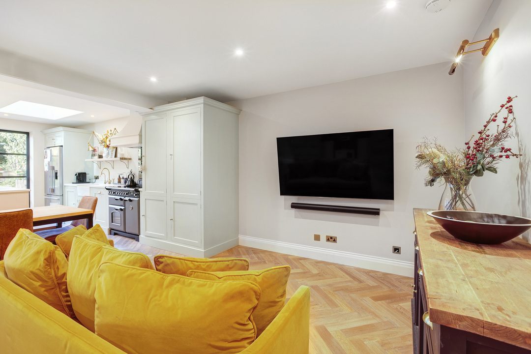 5 bed terraced house for sale in The Grove, Ealing, London, W5  - Property Image 8