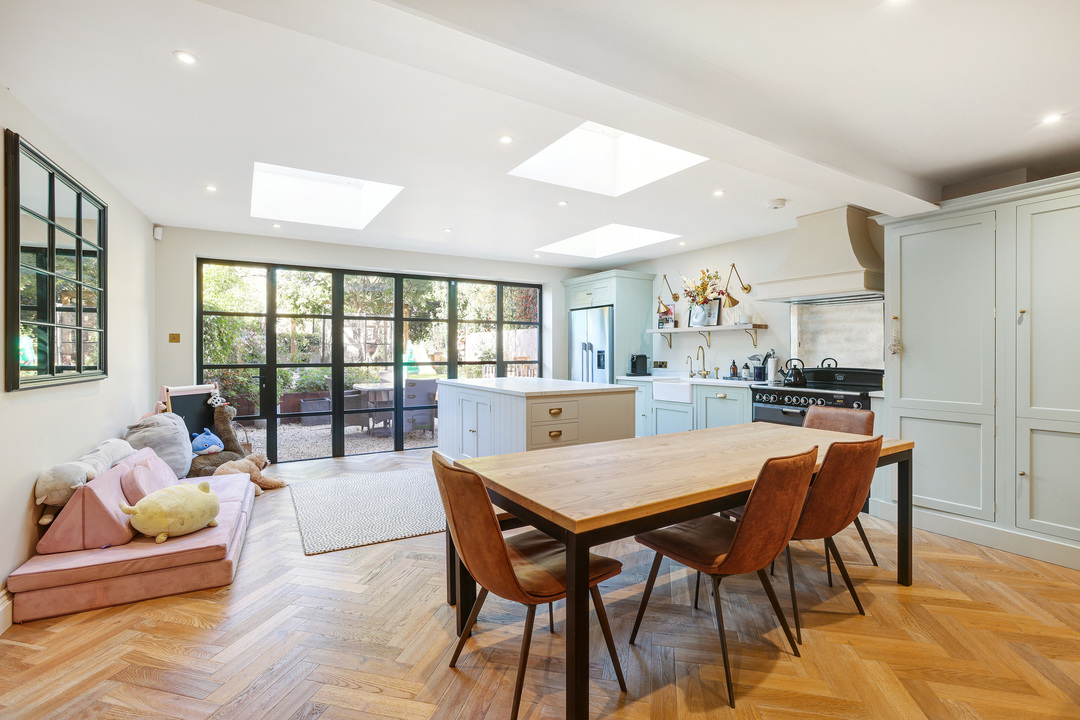 5 bed terraced house for sale in The Grove, Ealing, London, W5  - Property Image 3