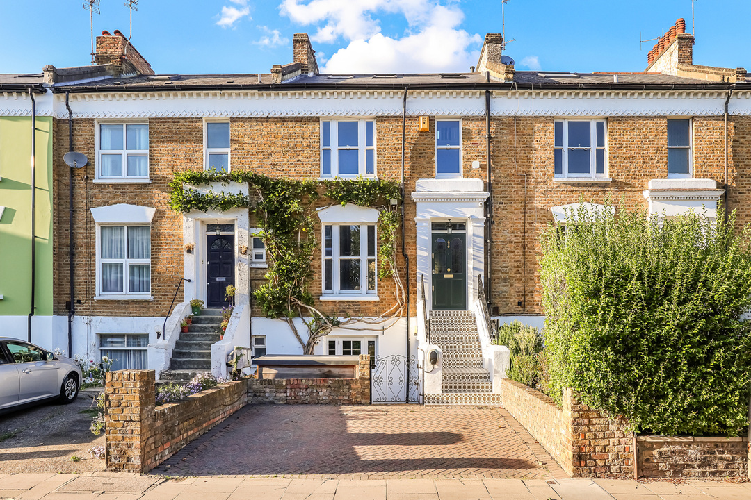 5 bed terraced house for sale in The Grove, Ealing, London, W5  - Property Image 1
