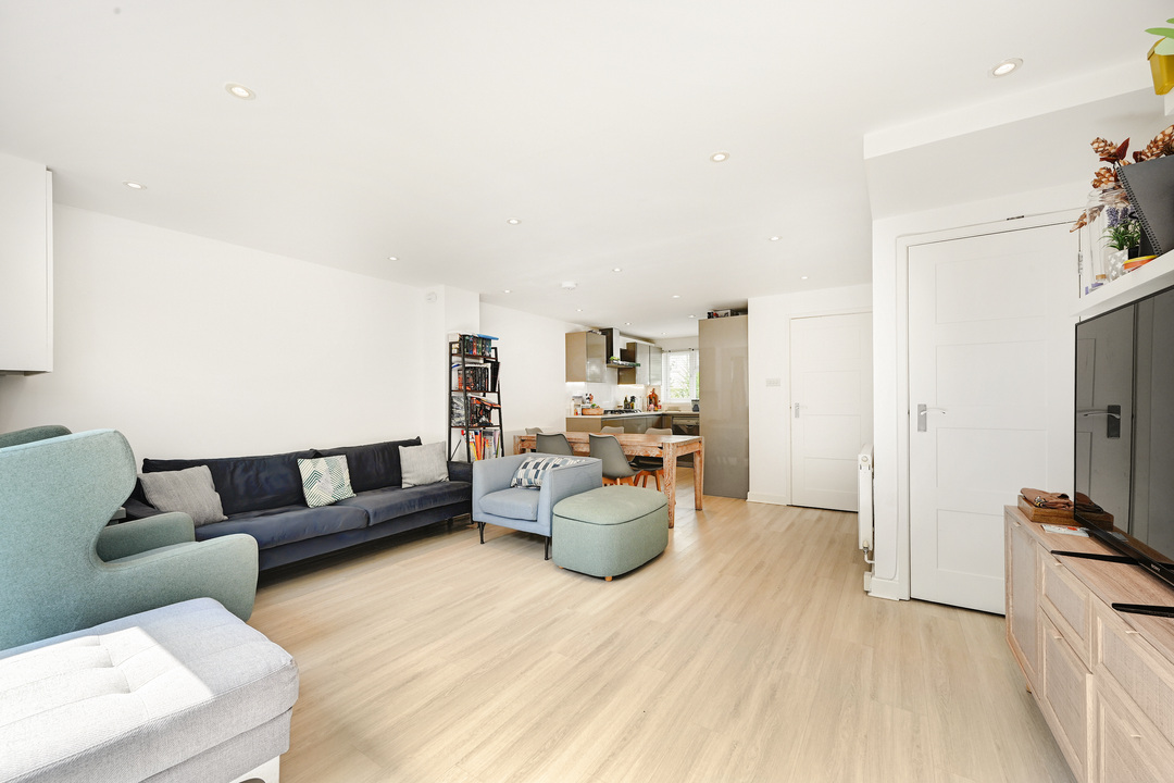 4 bed terraced house for sale in Mount Pleasant Road, Ealing, London, W5  - Property Image 10