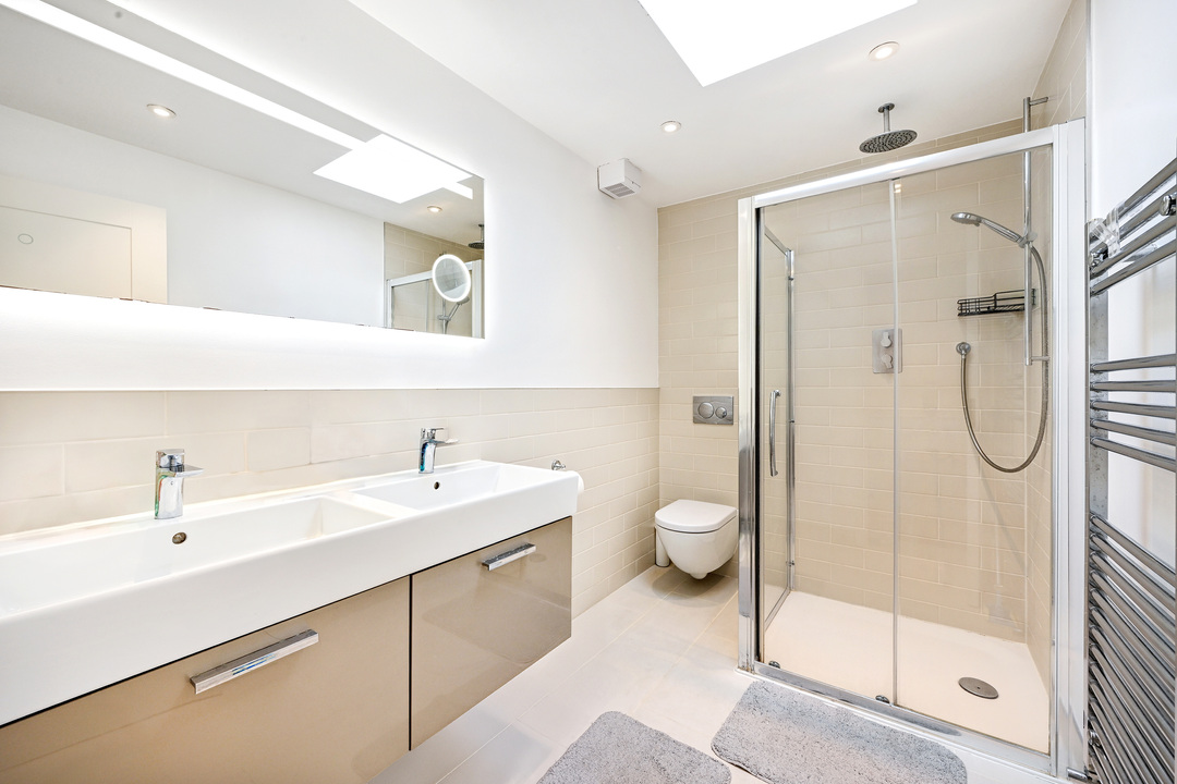 4 bed terraced house for sale in Mount Pleasant Road, Ealing, London, W5  - Property Image 4