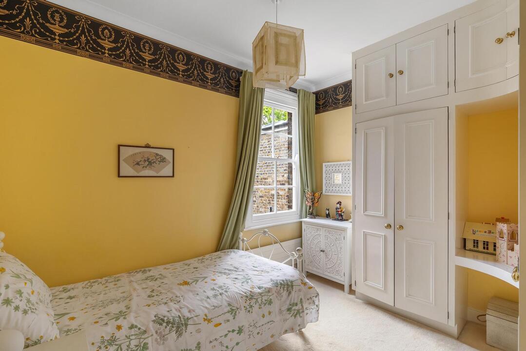 5 bed semi-detached house for sale in Somerset Road, Brentford, Greater London, TW8  - Property Image 23