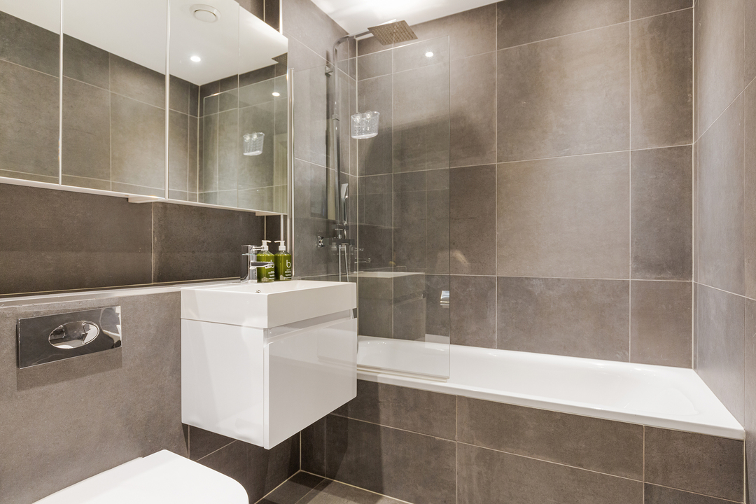 3 bed apartment for sale in Uxbridge Road, Ealing, London, W5  - Property Image 10