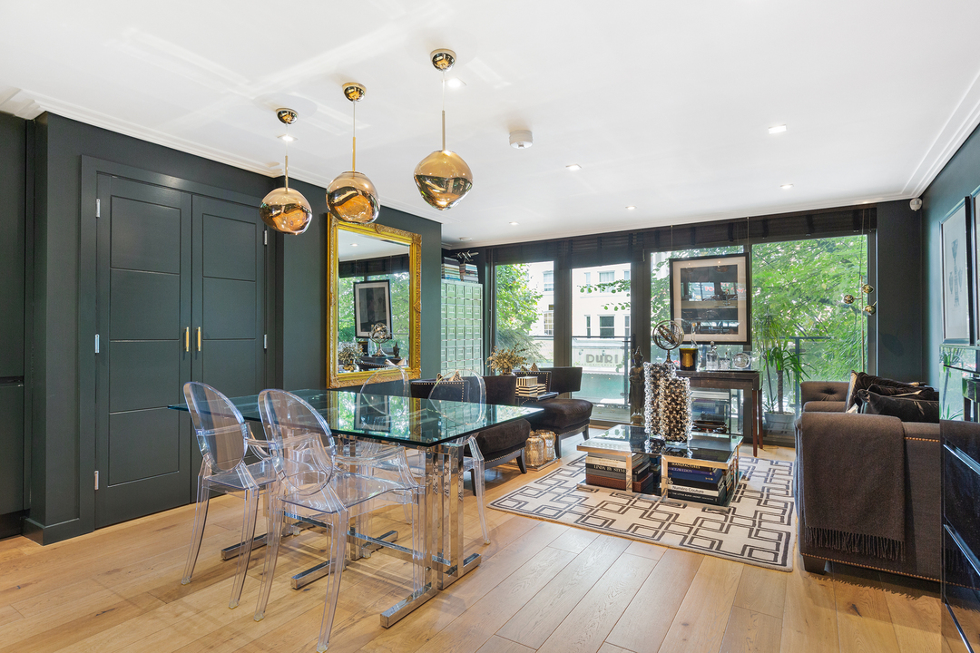 3 bed apartment for sale in Uxbridge Road, Ealing, London, W5  - Property Image 2