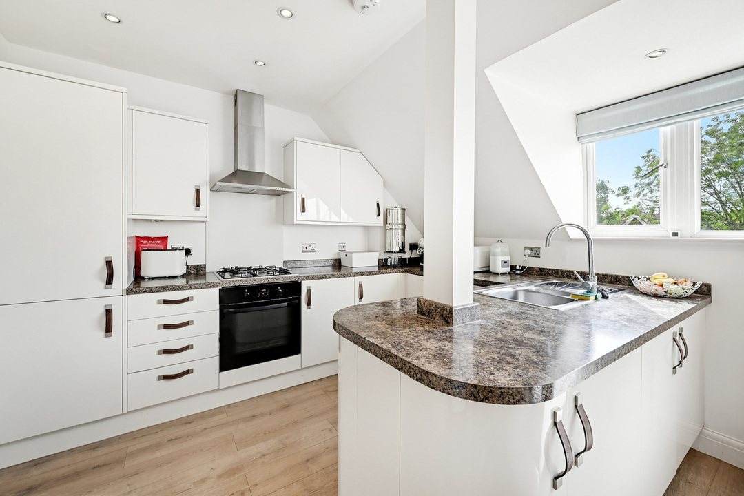 2 bed apartment to rent in Warwick Road, Ealing, W5  - Property Image 6