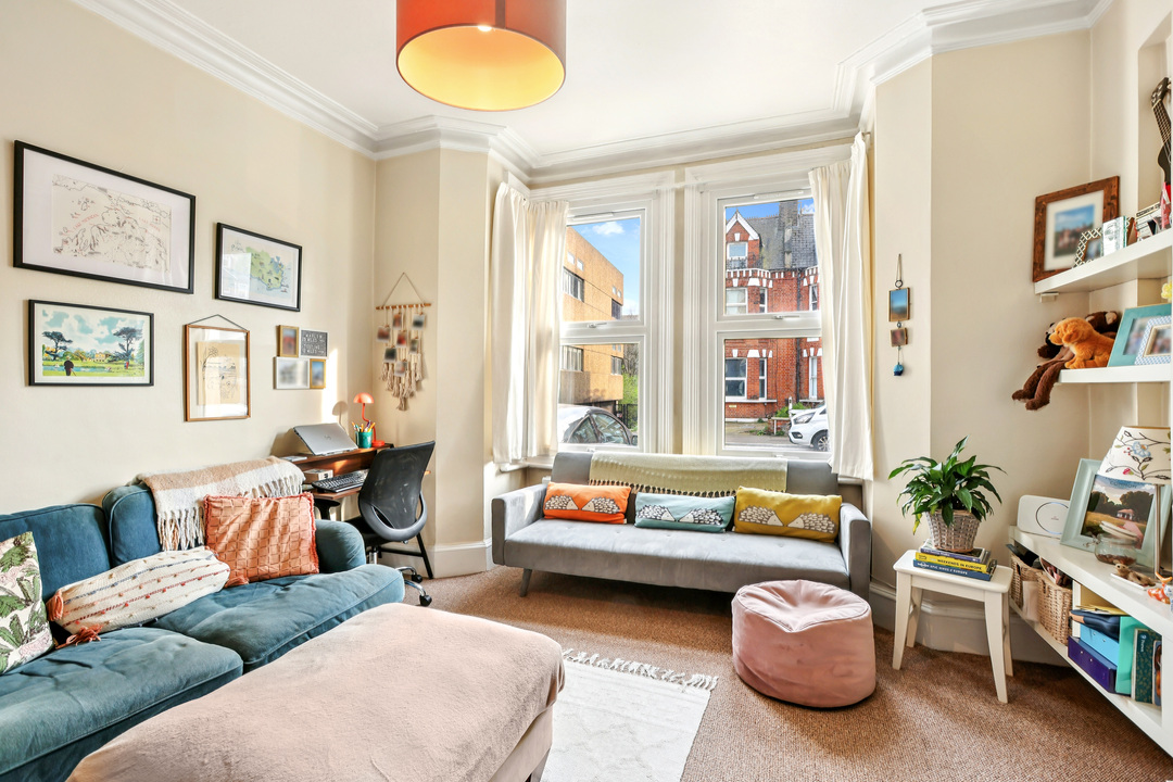 1 bed apartment for sale in Gordon Road, Ealing, London, W13  - Property Image 4