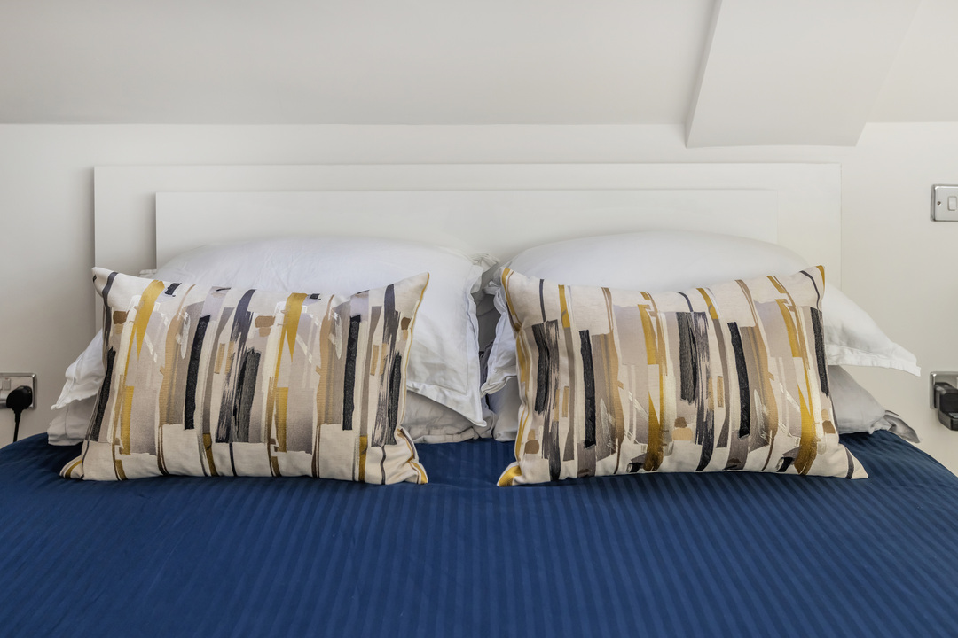 2 bed apartment for sale in Castlebar Park, Ealing, London, W5  - Property Image 10