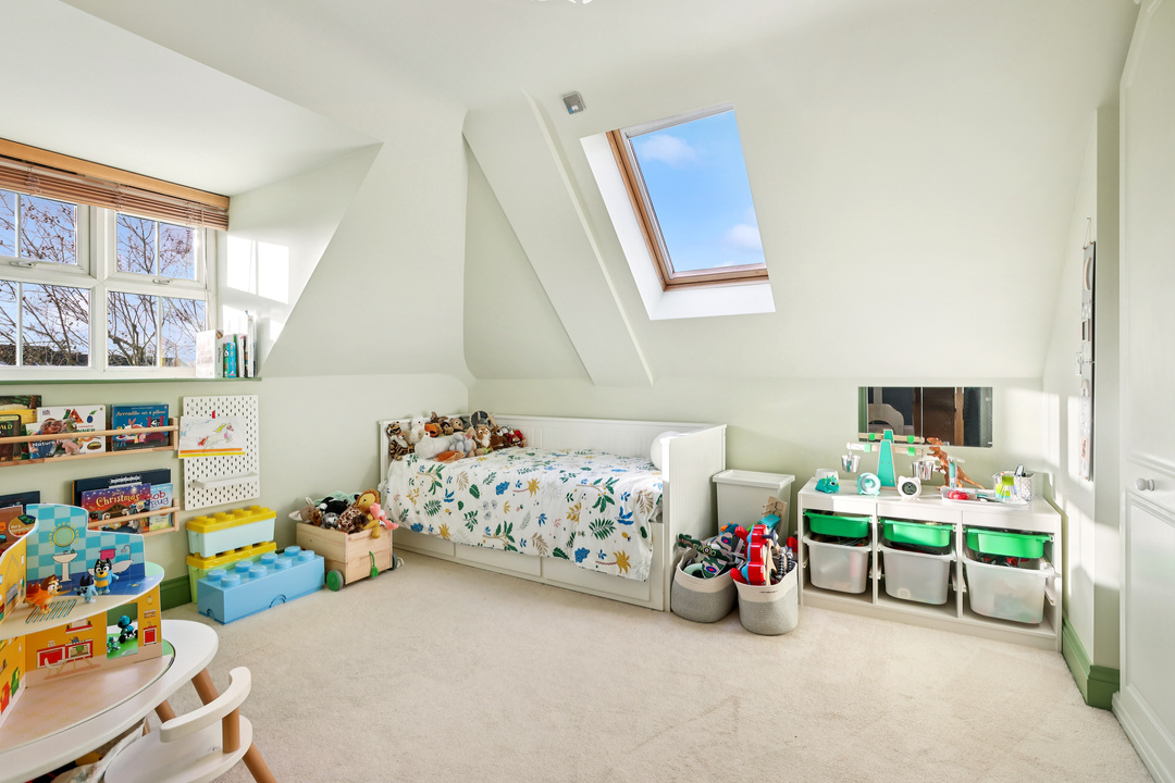 2 bed apartment for sale in Castlebar Park, Ealing, London, W5  - Property Image 16