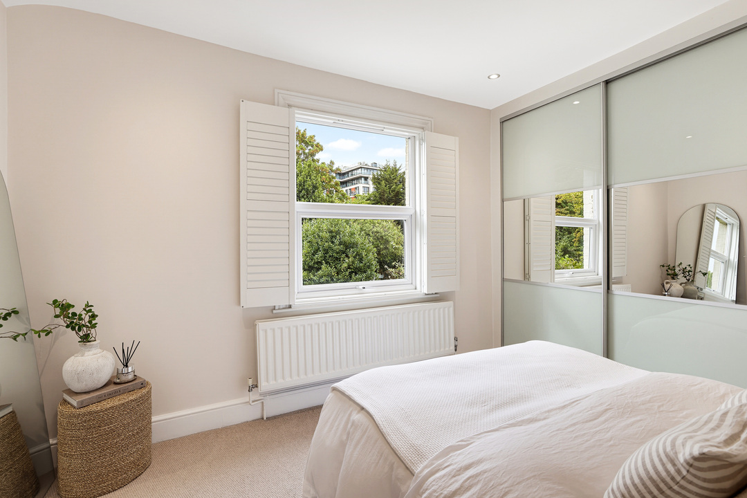 2 bed apartment for sale in Gordon Road, Ealing, London, W5  - Property Image 12