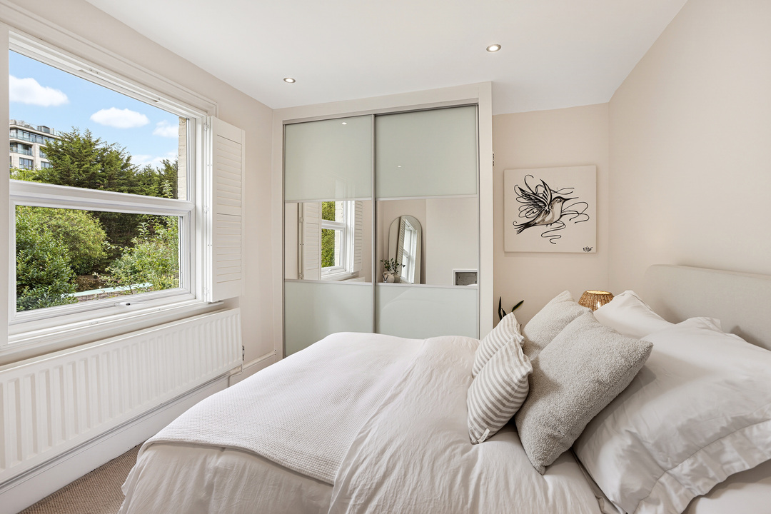2 bed apartment for sale in Gordon Road, Ealing, London, W5  - Property Image 11