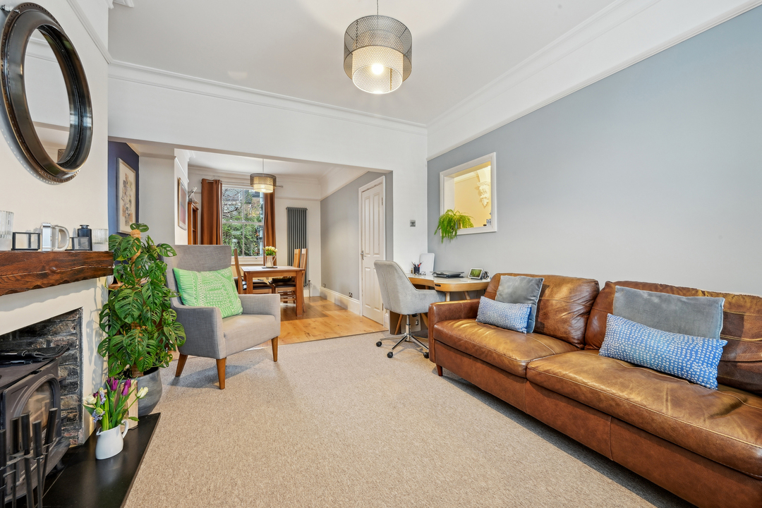 2 bed terraced house for sale in Endsleigh Road, Ealing, London, W13  - Property Image 2