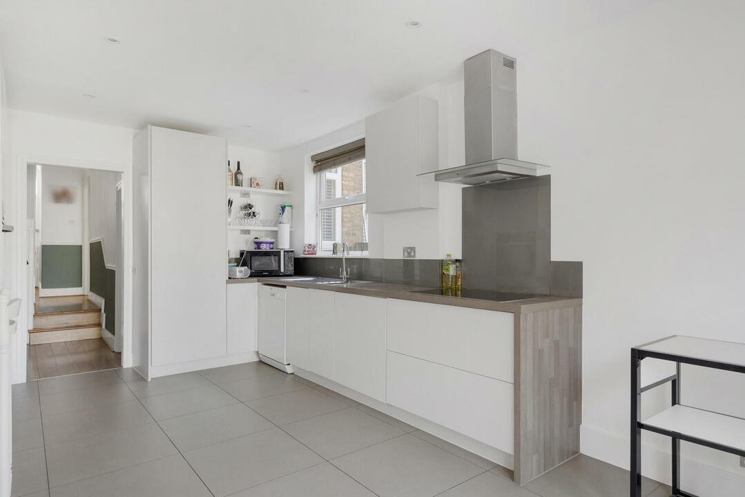 3 bed terraced house for sale in Wilton Avenue, Chiswick, London, W4  - Property Image 11