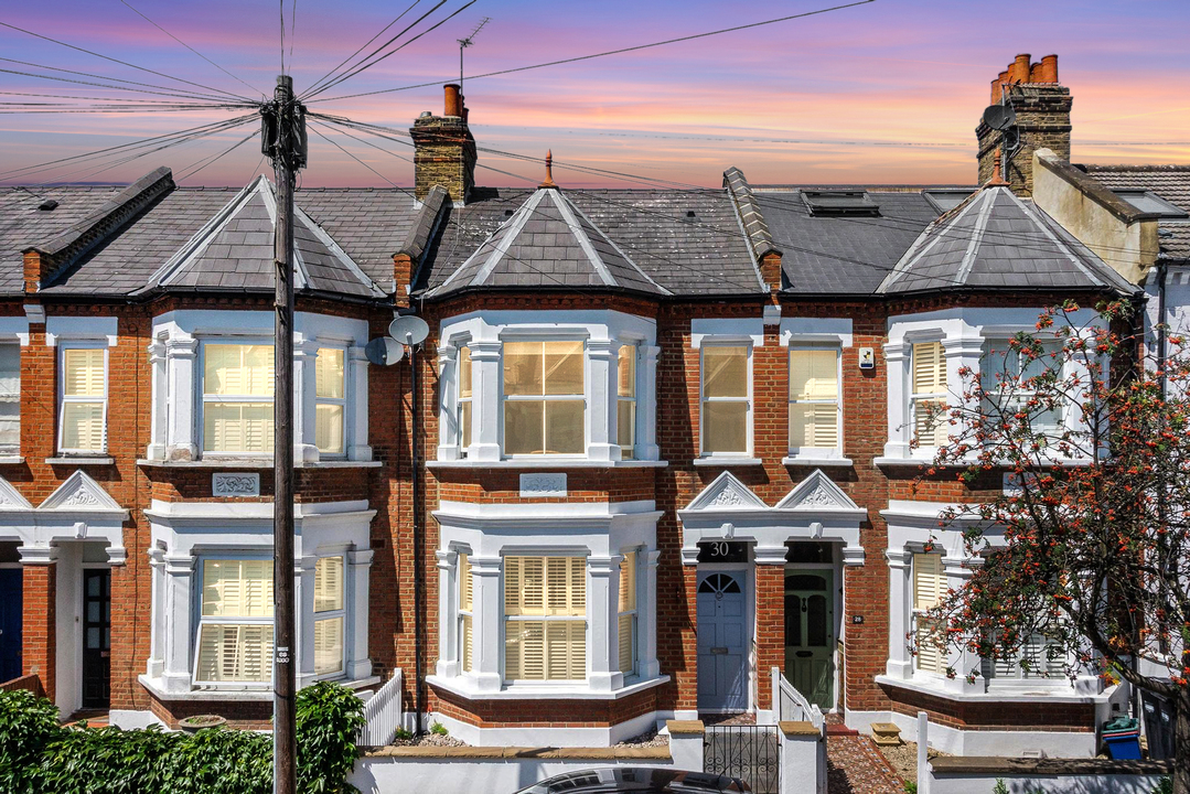 3 bed terraced house for sale in Wilton Avenue, Chiswick, London, W4  - Property Image 9