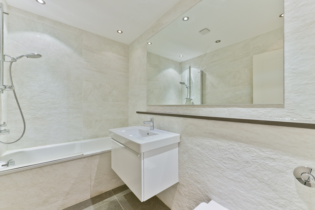 2 bed apartment to rent in Elm Avenue, Ealing, London, W5  - Property Image 10