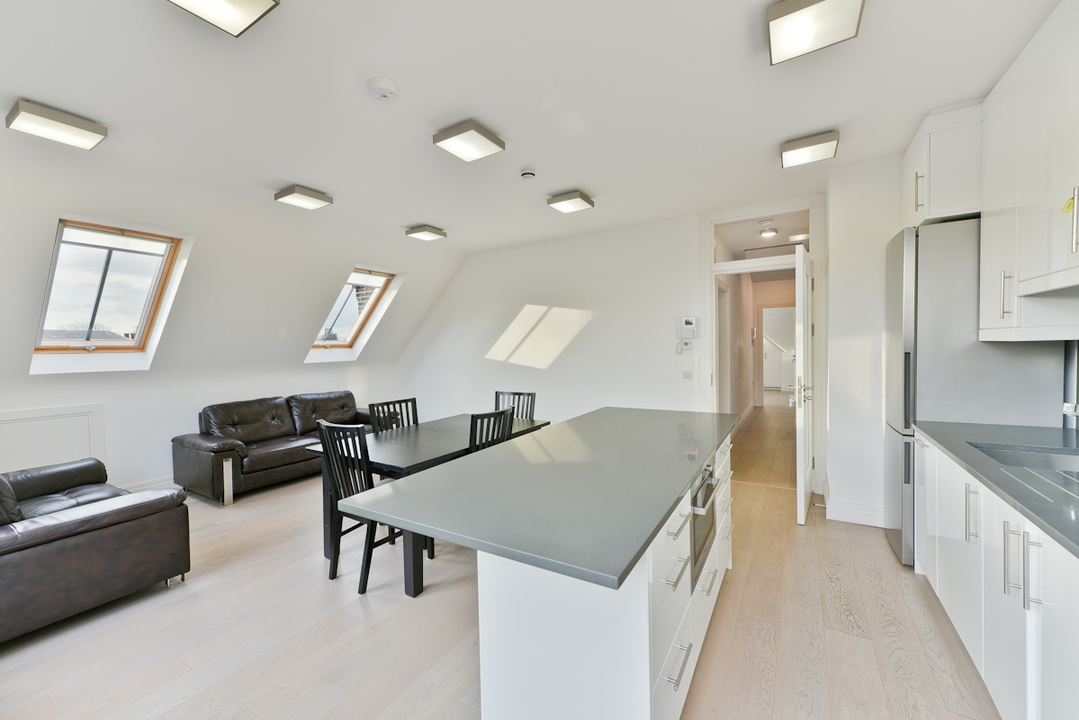 2 bed apartment to rent in Elm Avenue, Ealing, London, W5  - Property Image 1