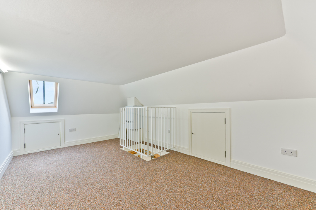 2 bed apartment to rent in Elm Avenue, Ealing, London, W5  - Property Image 14
