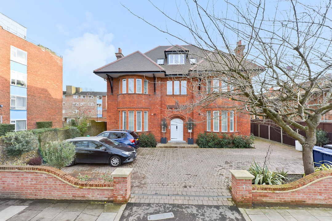 2 bed apartment to rent in Elm Avenue, Ealing, London, W5  - Property Image 3
