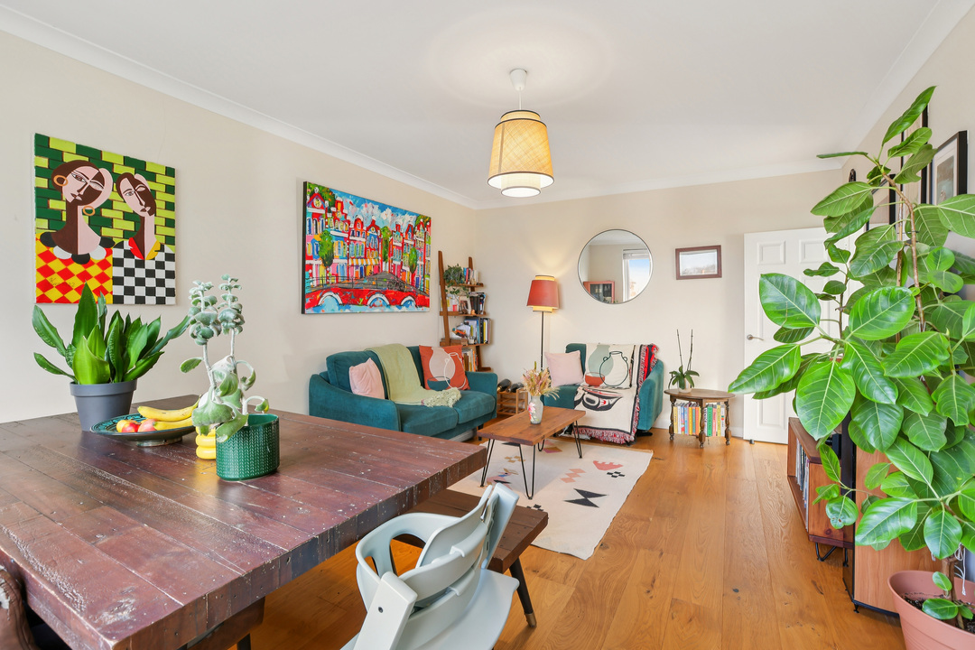 2 bed apartment for sale in Argyle Road, Ealing, London, W13  - Property Image 4