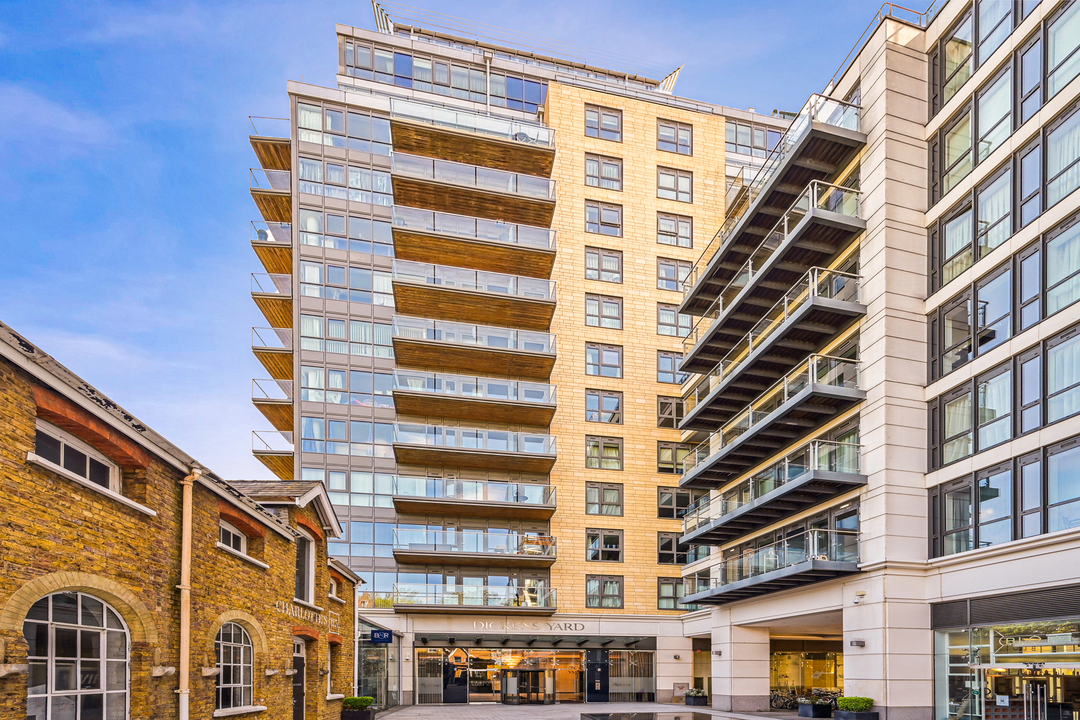 3 bed apartment for sale in Dashwood House, Dickens Yard, London, W5  - Property Image 11
