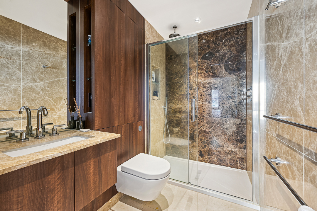 3 bed apartment for sale in Dashwood House, Dickens Yard, London, W5  - Property Image 15