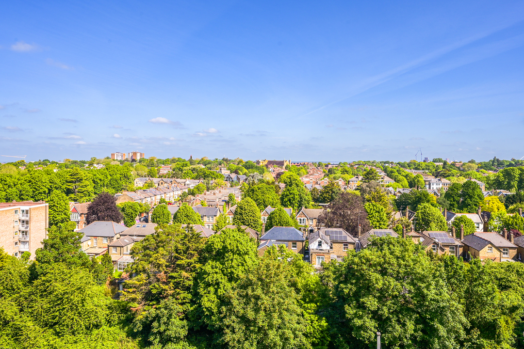 3 bed apartment for sale in Dashwood House, Dickens Yard, London, W5  - Property Image 18