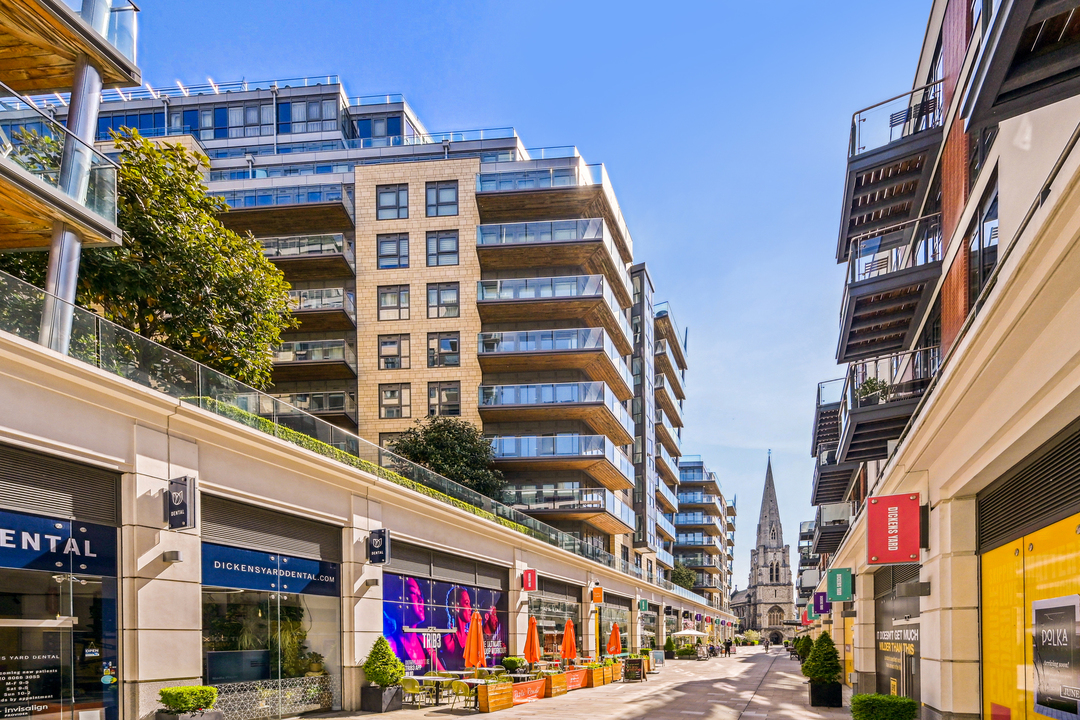 3 bed apartment for sale in Dashwood House, Dickens Yard, London, W5  - Property Image 21