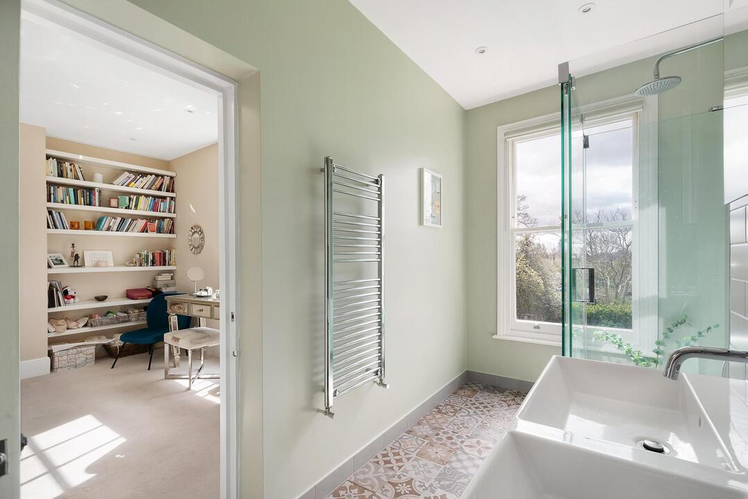 5 bed semi-detached house for sale in Ranelagh Road, Ealing, London, W5  - Property Image 28