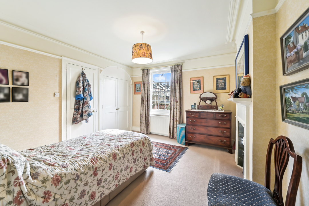 5 bed detached house for sale in The Cedars, The Butts, Upper Butts, Brentford, TW8  - Property Image 22