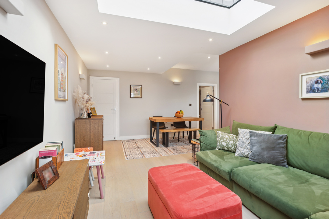3 bed apartment for sale in Highview Road, Ealing, London, W13  - Property Image 18