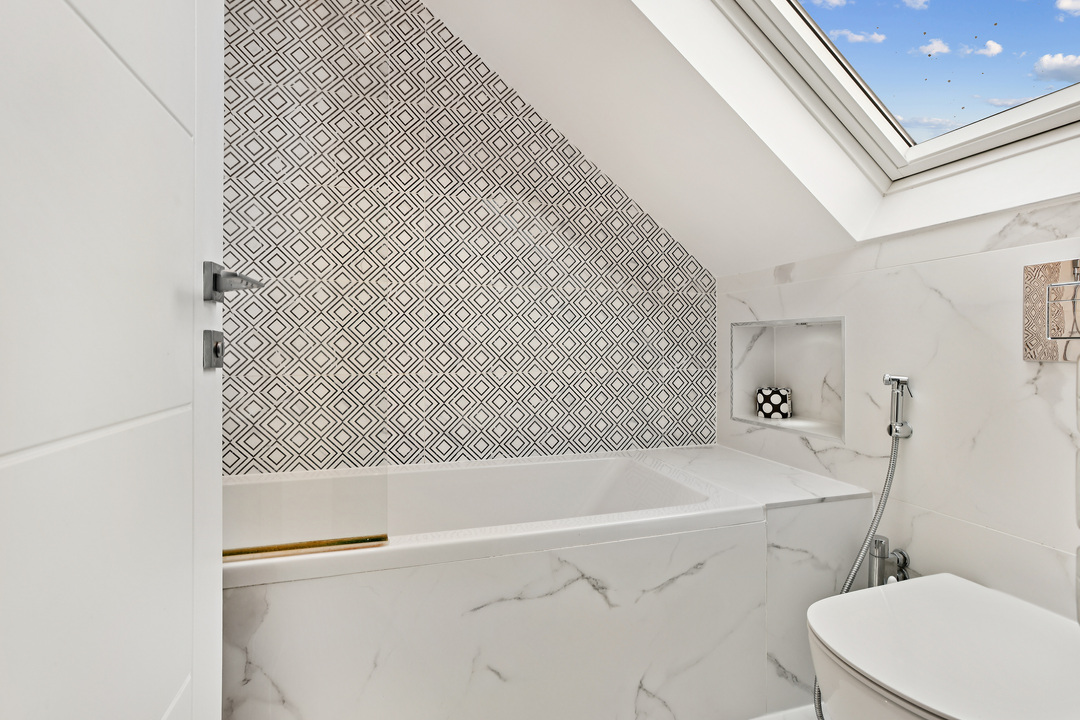 3 bed apartment for sale in Highview Road, Ealing, London, W13  - Property Image 7