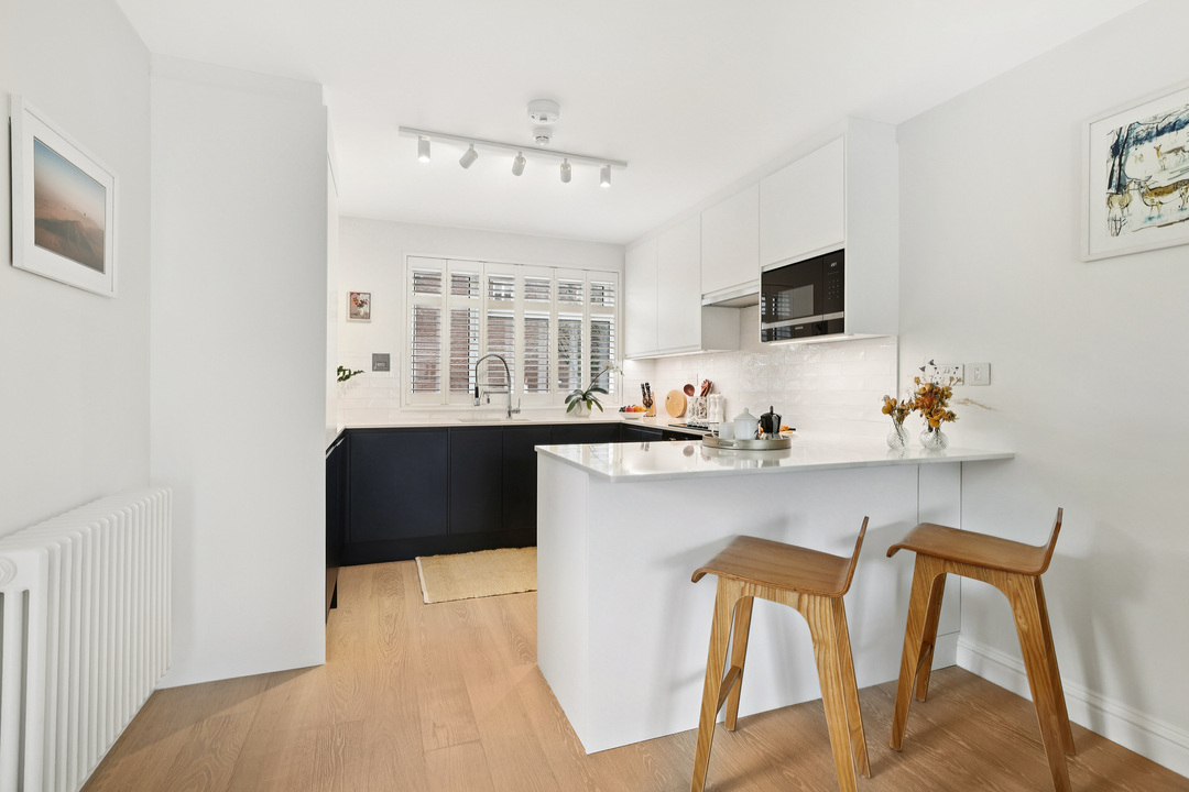 2 bed maisonette for sale in Eaton Rise, Ealing, London, W5  - Property Image 8
