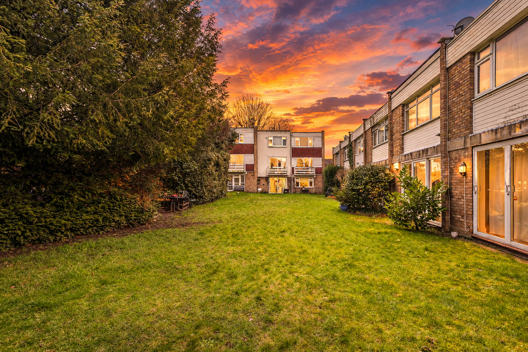 2 bed maisonette for sale in Eaton Rise, Ealing, London, W5  - Property Image 20