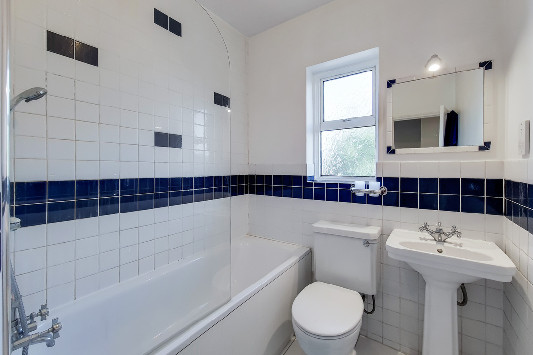 2 bed apartment for sale in Cavendish Avenue, Ealing, London, W13  - Property Image 10