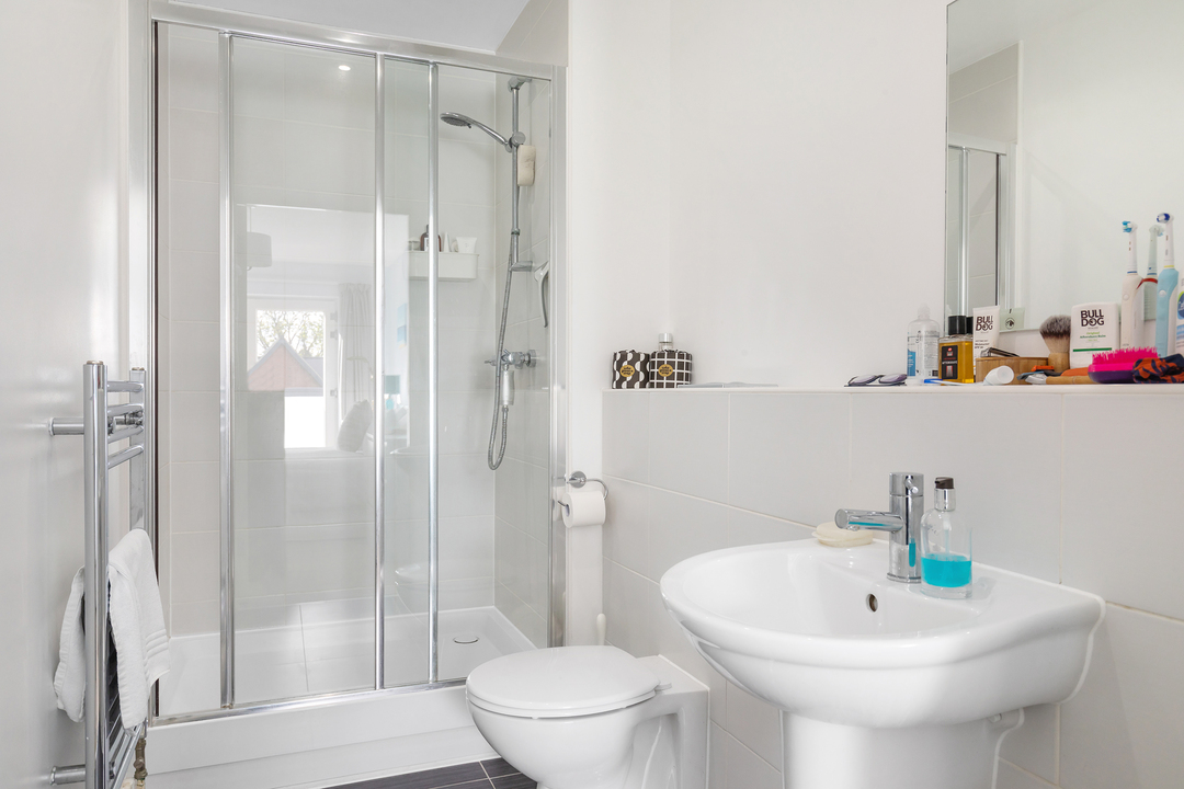 2 bed apartment for sale in Dereham House, Drayton Green, Ealing, London, W13  - Property Image 8