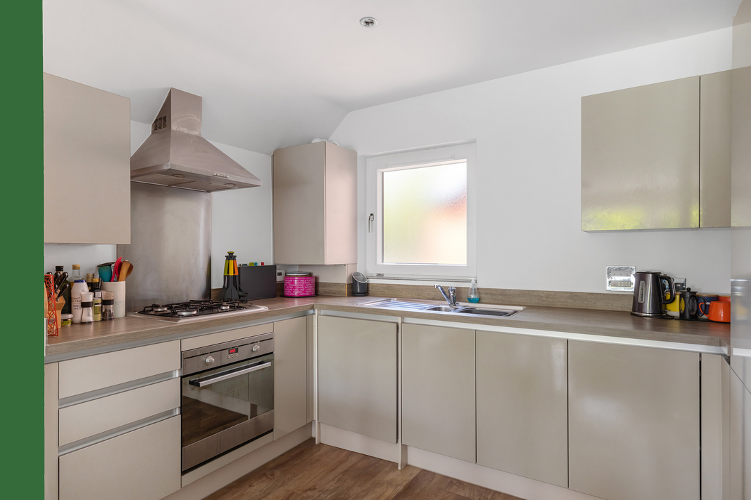 2 bed apartment for sale in Dereham House, Drayton Green, Ealing, London, W13  - Property Image 10