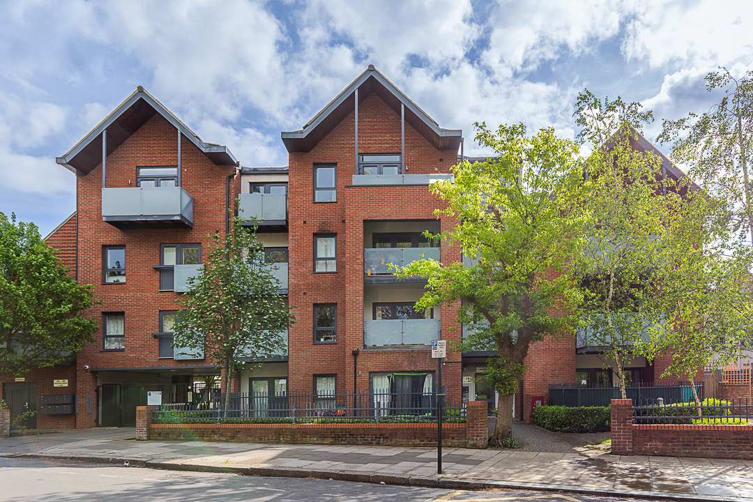 2 bed apartment for sale in Dereham House, Drayton Green, Ealing, London, W13  - Property Image 17
