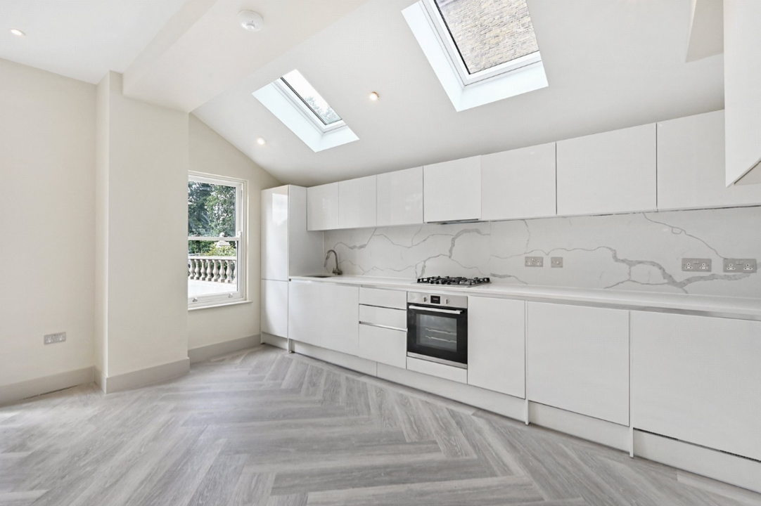 2 bed apartment for sale in Gunnersbury Avenue, Ealing, London, W5  - Property Image 2