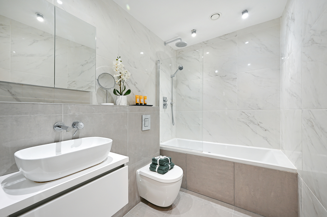 1 bed apartment for sale in Gunnersbury Avenue, Ealing Common, London, W5  - Property Image 10