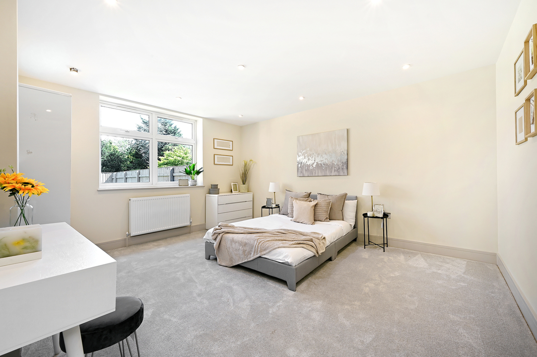 1 bed apartment for sale in Gunnersbury Avenue, Ealing Common, London, W5  - Property Image 11