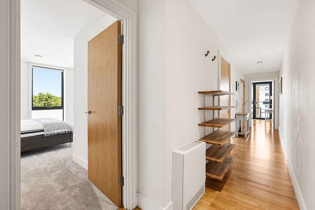 2 bed apartment for sale in Bruce Court, Underhill Gardens, Ealing, London, W5  - Property Image 6