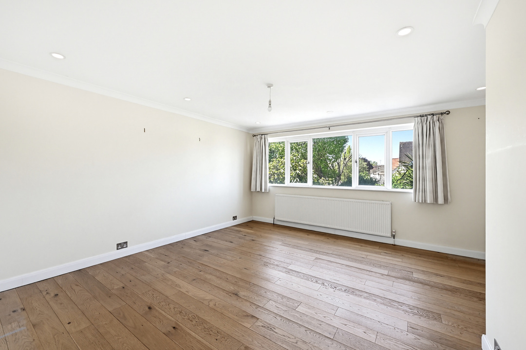4 bed terraced house for sale in Mount Pleasant Road, Ealing, London, W5  - Property Image 5