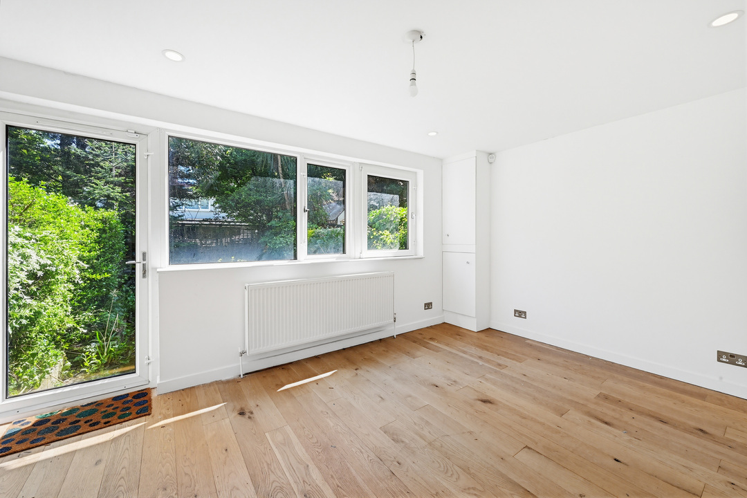4 bed terraced house for sale in Mount Pleasant Road, Ealing, London, W5  - Property Image 8