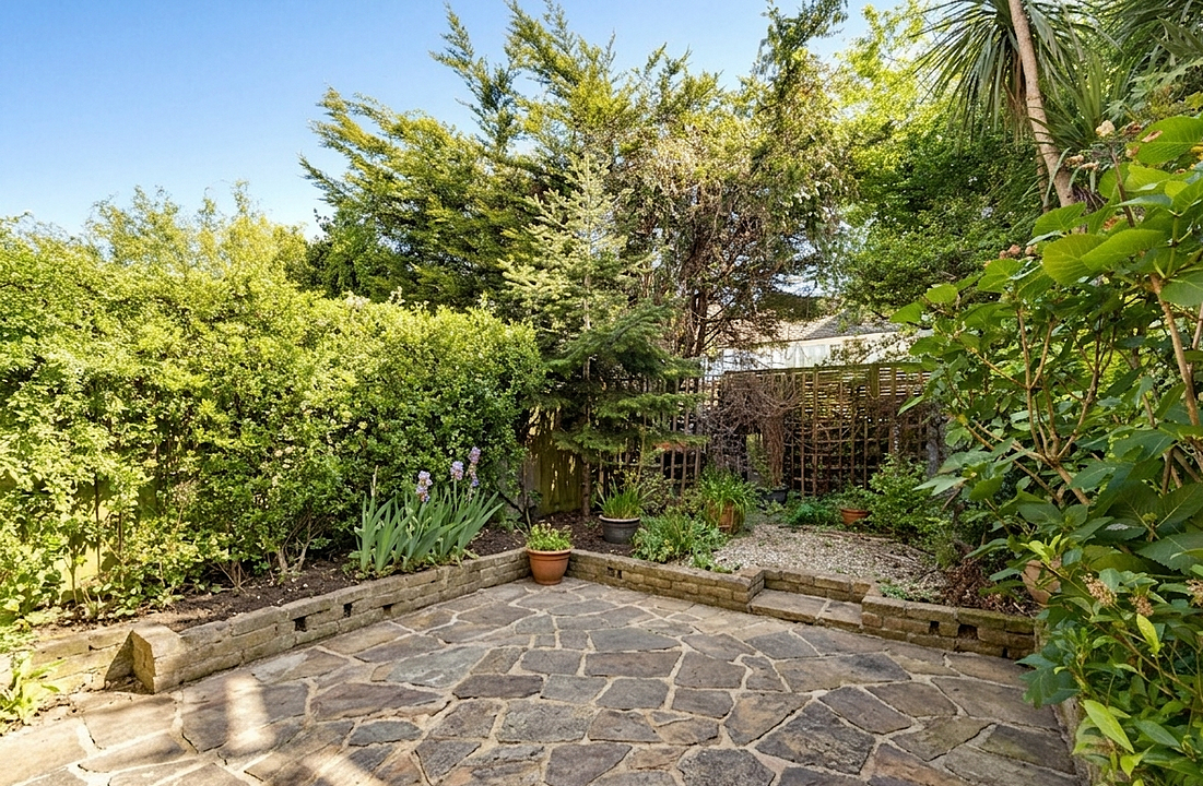 4 bed terraced house for sale in Mount Pleasant Road, Ealing, London, W5  - Property Image 17