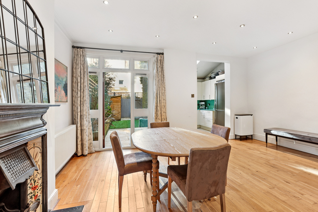 4 bed terraced house for sale in Claygate Road, Ealing, London, W13  - Property Image 7
