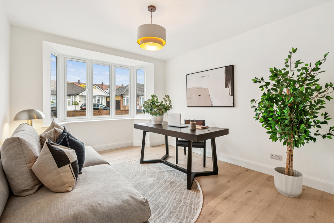 5 bed detached house for sale in Sunnydene Avenue, Ruislip, HA4  - Property Image 16