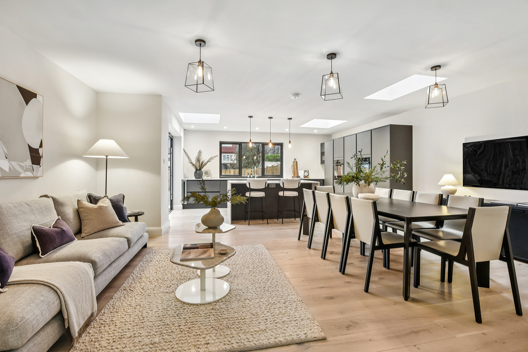 5 bed detached house for sale in Sunnydene Avenue, Ruislip, HA4  - Property Image 1